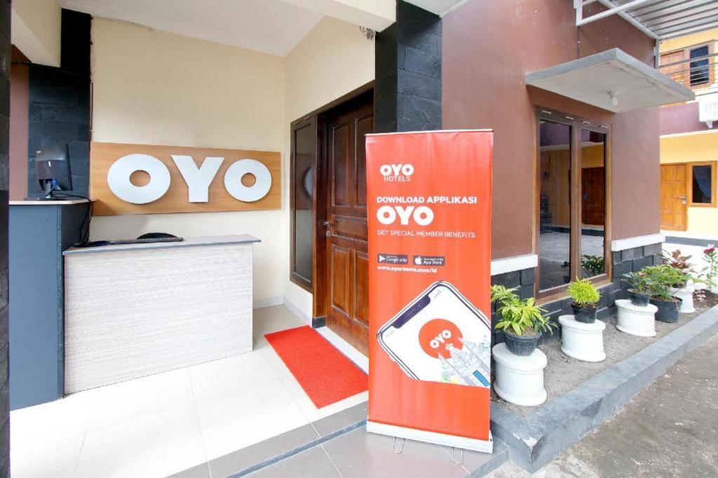 Oyo 347 Bayang Brothers Guest House Maguwo Ngoại thất bức ảnh