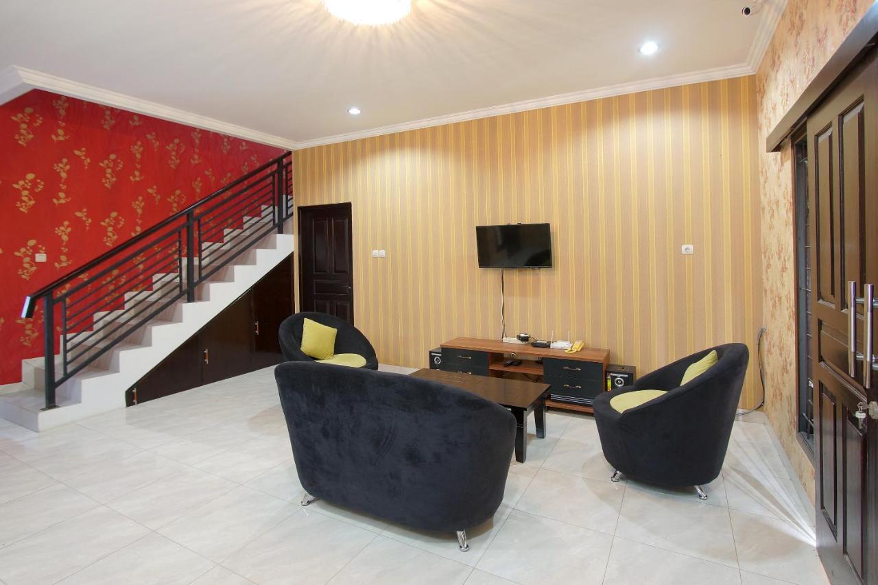 Oyo 347 Bayang Brothers Guest House Maguwo Ngoại thất bức ảnh