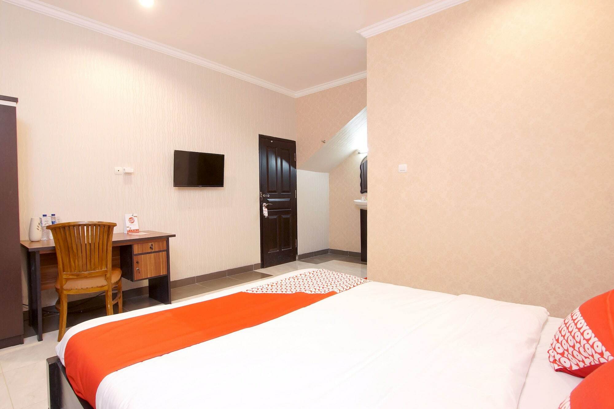 Oyo 347 Bayang Brothers Guest House Yogyakarta Ngoại thất bức ảnh